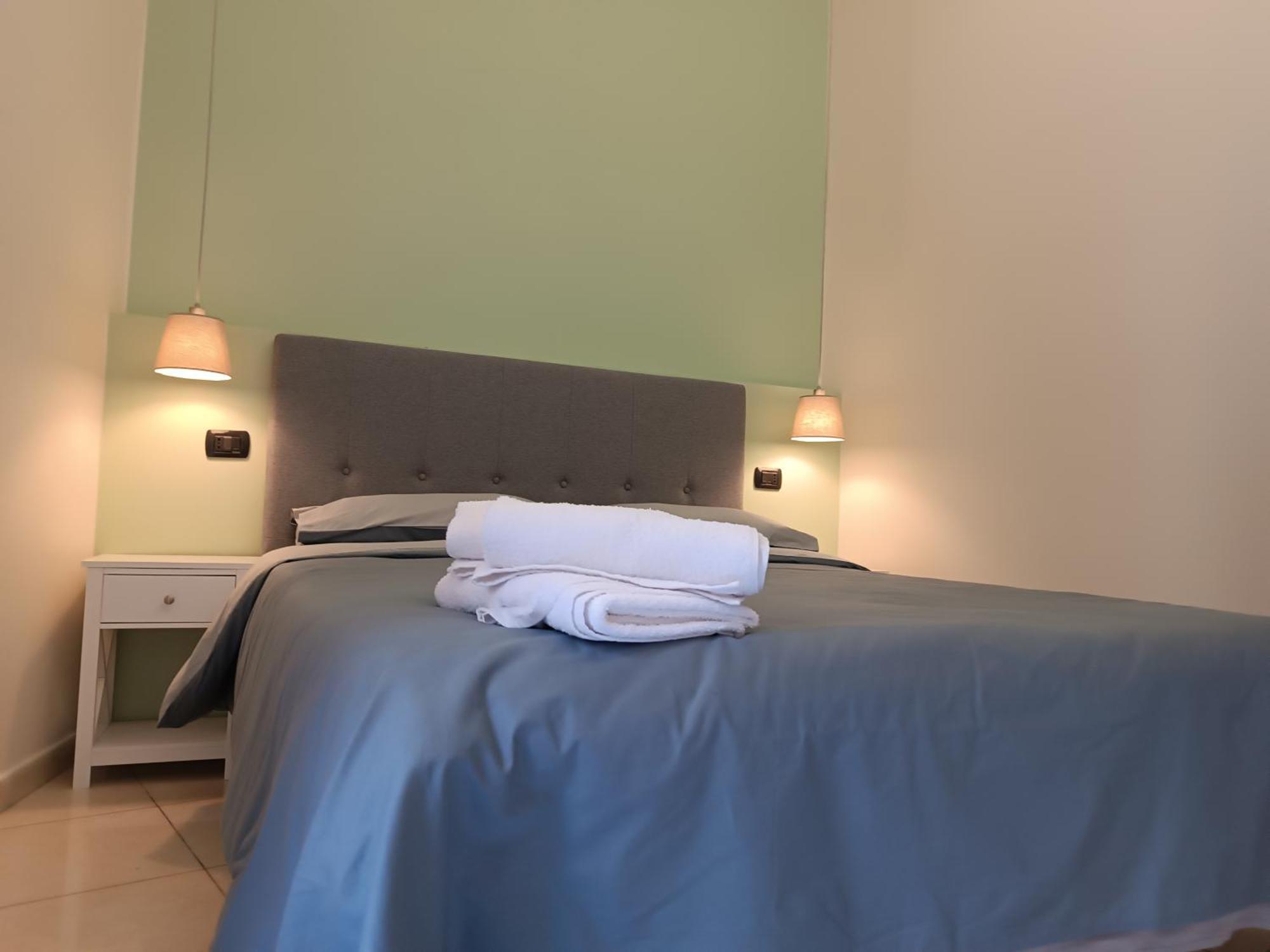 Residenza Geri - Suite And Home Napoli Centro Dış mekan fotoğraf