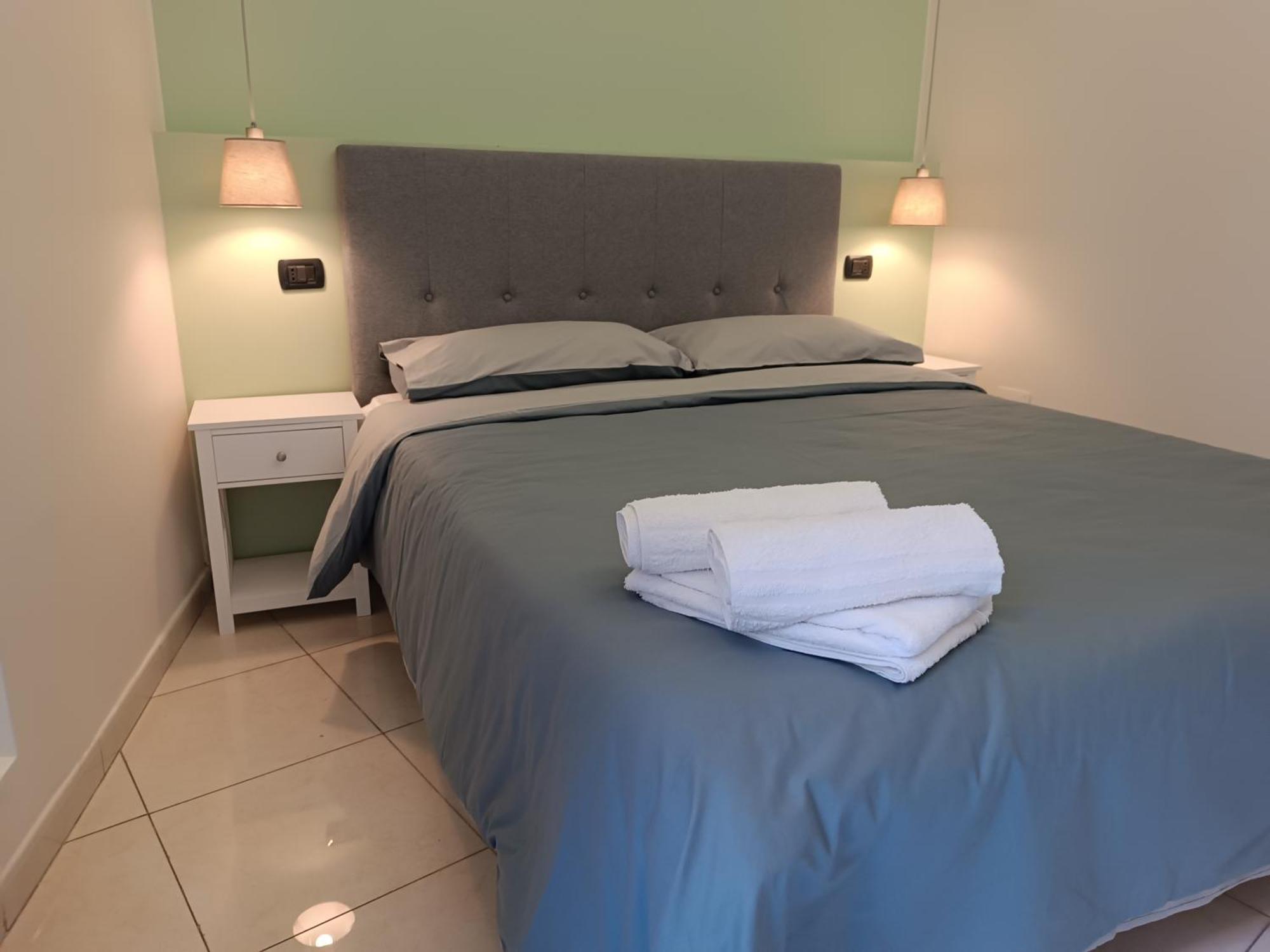 Residenza Geri - Suite And Home Napoli Centro Dış mekan fotoğraf