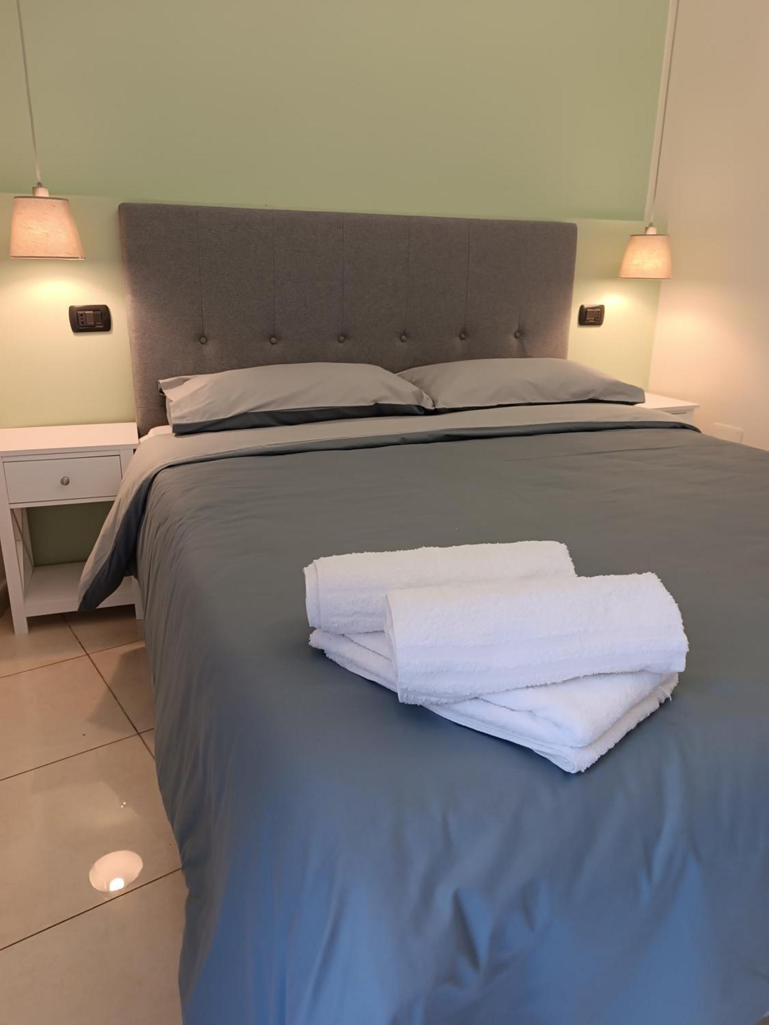 Residenza Geri - Suite And Home Napoli Centro Dış mekan fotoğraf