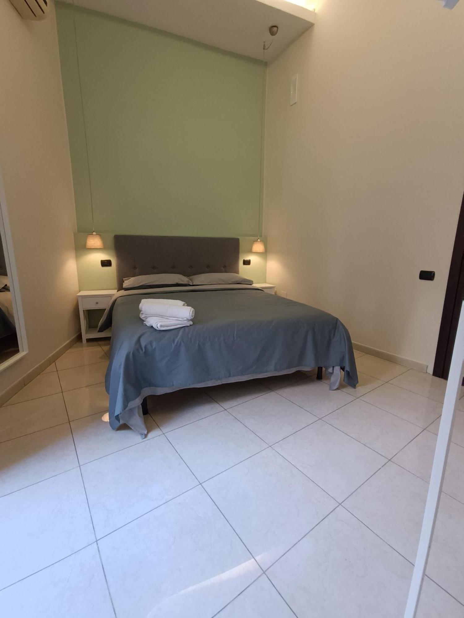 Residenza Geri - Suite And Home Napoli Centro Dış mekan fotoğraf