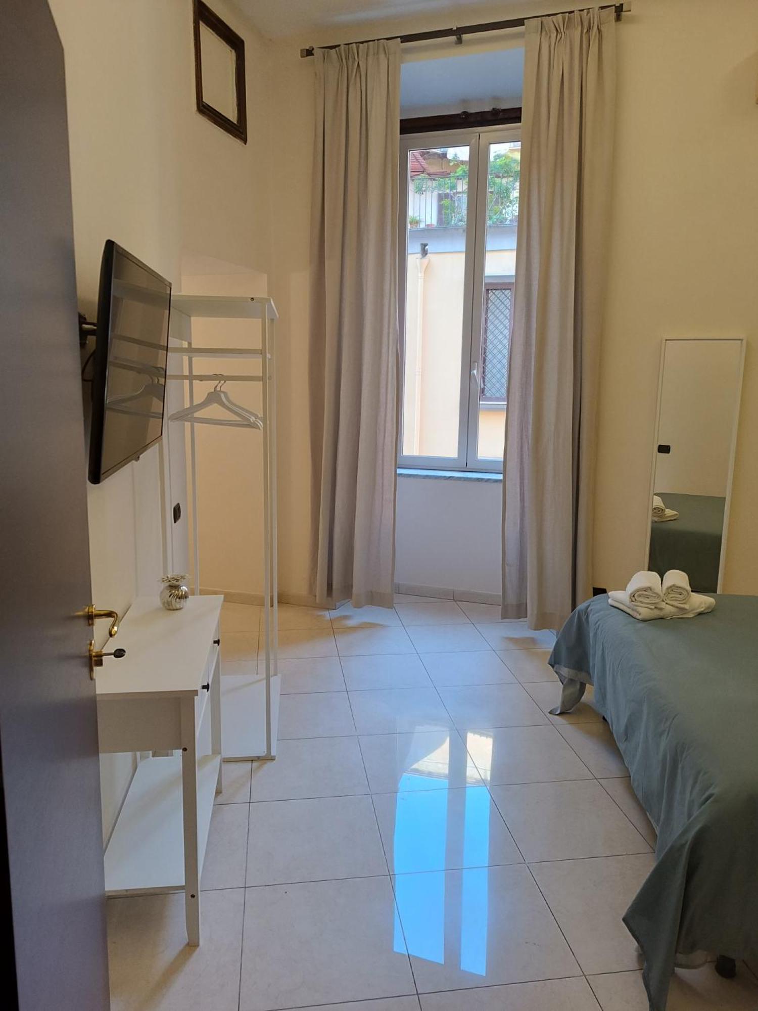Residenza Geri - Suite And Home Napoli Centro Dış mekan fotoğraf